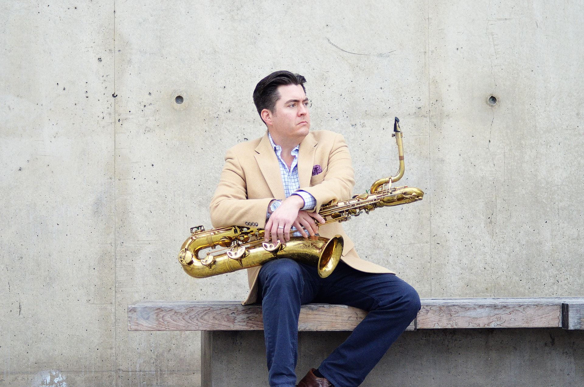 image of aaron lington with saxophone