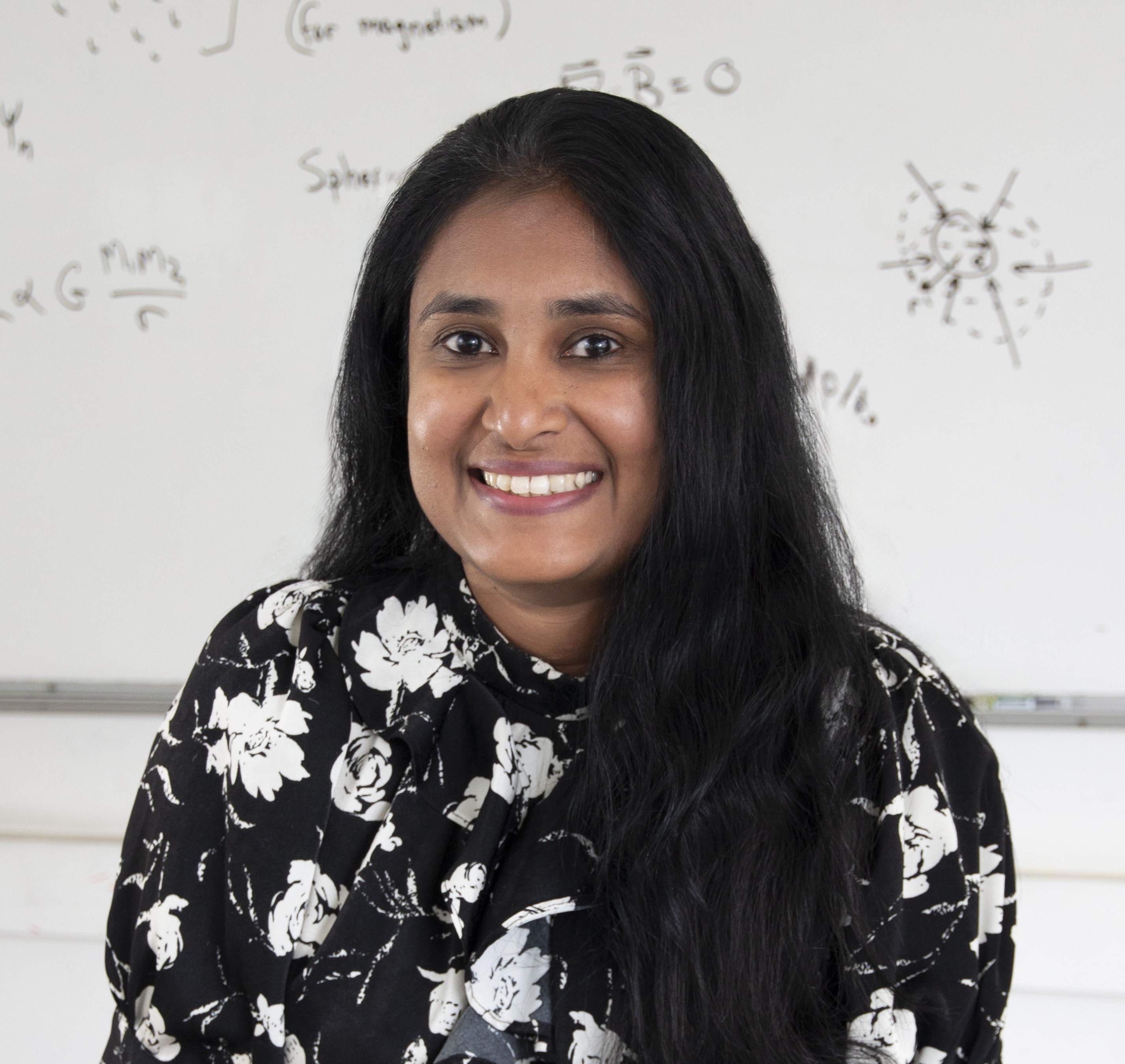 Headshot of Vikini Santhanakrishnan